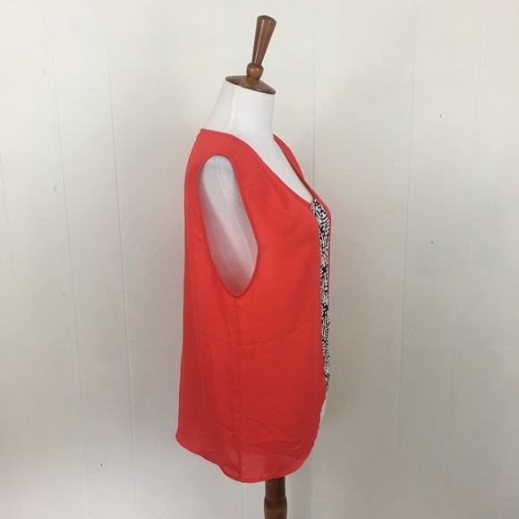 THML Scoop Neck Sleeveless Blouse - Picture 3 of 7